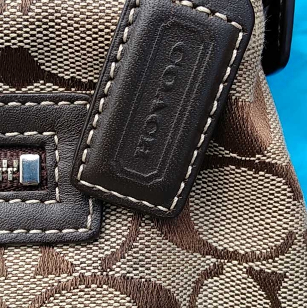 Coach handbag - Picture 2 of 2